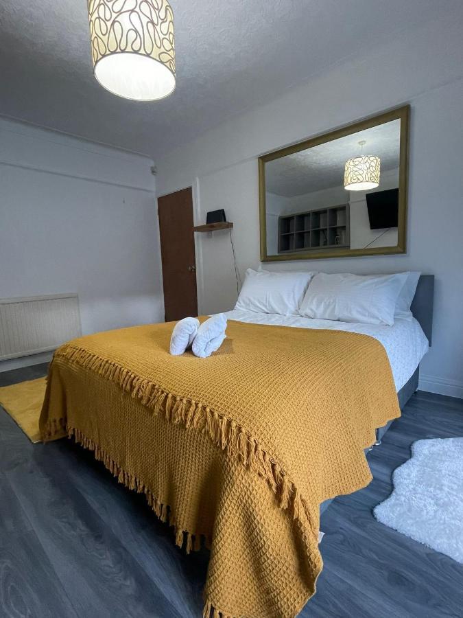 Beautiful Private Rooms In London Central Willesden Green Kültér fotó